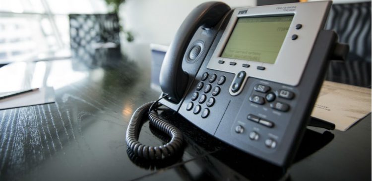 Los Pros y Contras de cambiar tu sistema telefónico a telefonía VoIP