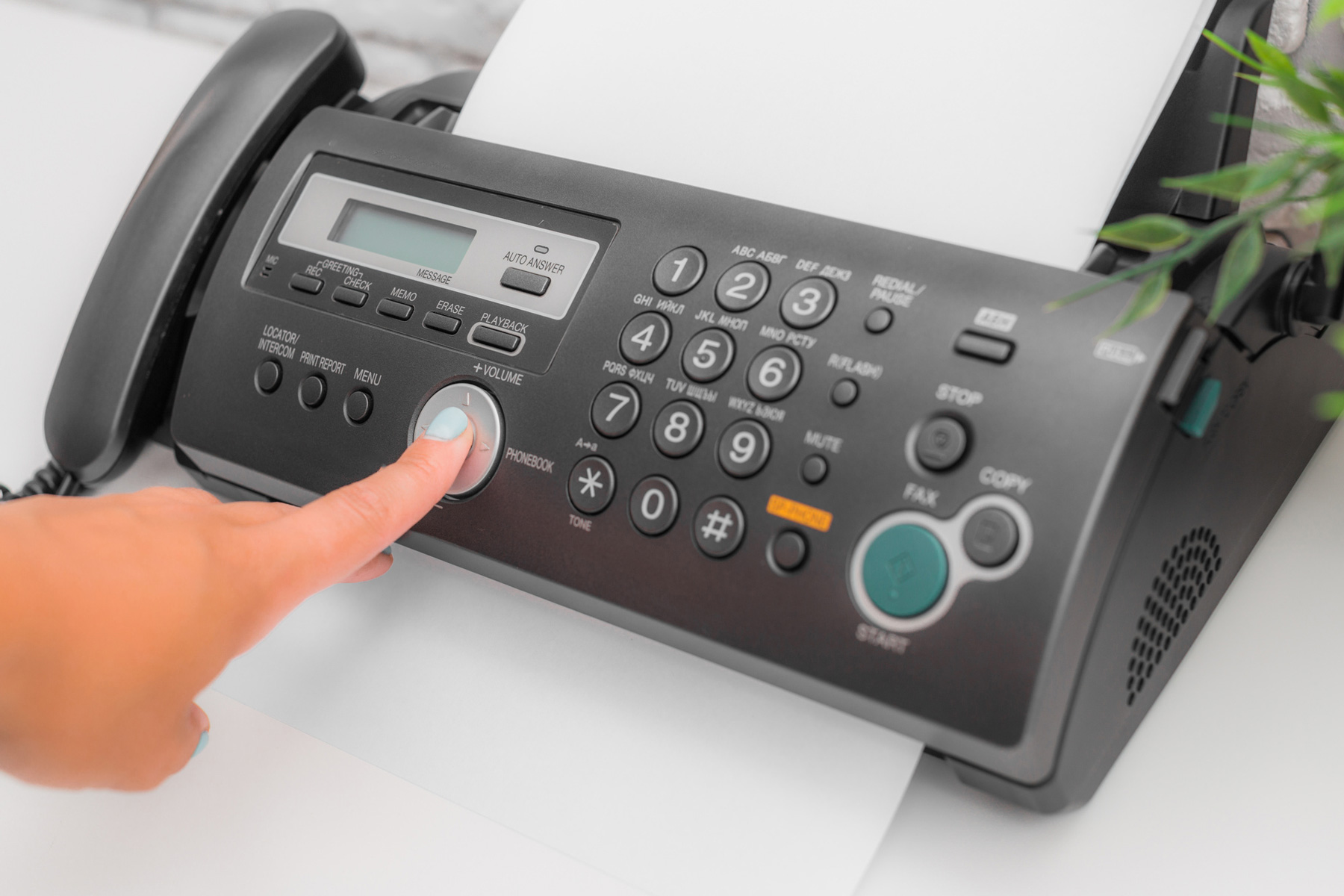 5 Cosas a considerar al elegir una máquina de fax para tu negocio